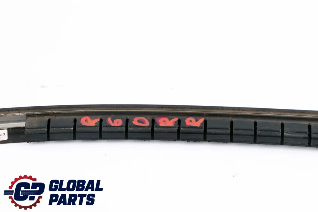 Mini Countryman R60 Listwa Szyby Prawy Tył Chrom - SKU 9810472 - Numer Części 9810472