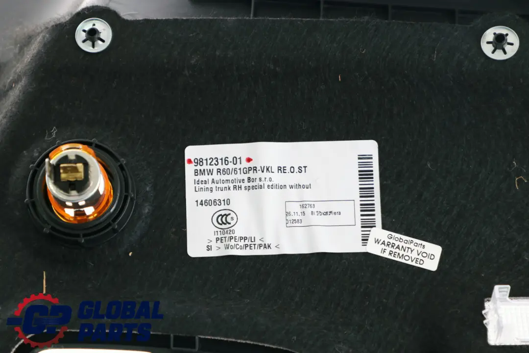 Posteriore Destra Pavimento Vano Portabagagli Carenatura per Mini Countryman R60 con numero di parte 9810916 Mini Countryman R60 Posteriore Destra Pavimento Vano Portabagagli Carenatura - SKU 9810916 - Numero di parte 9810916