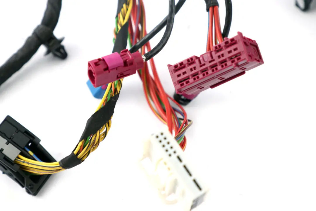 Wiring Cable Harness Instrument Dashboard Dash to BMW Mini Cooper R60 R61 with Part number 9811221 BMW Mini Cooper R60 R61 Wiring Cable Harness Instrument Dashboard Dash - SKU 9811221 - Part number 9811221