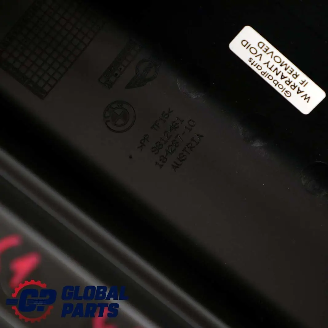 Consola Central Tapa Final Recorte Trasero Negro para Mini Paceman R61 con número de pieza 9812461 Mini Paceman R61 Consola Central Tapa Final Recorte Trasero Negro - SKU 9812461 - Número de pieza 9812461