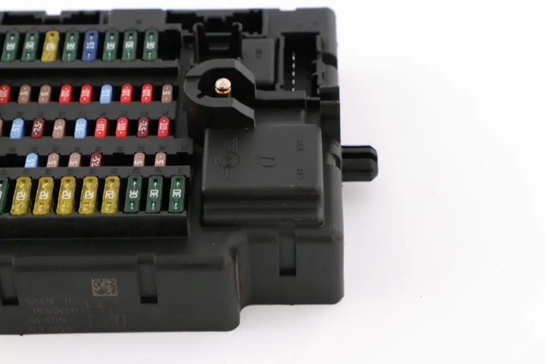 Fuse Distribution Box Module to Mini Cooper Countryman R60 with Part number 9813622 Mini Cooper Countryman R60 Fuse Distribution Box Module - SKU 9812535 - Part number 9813622