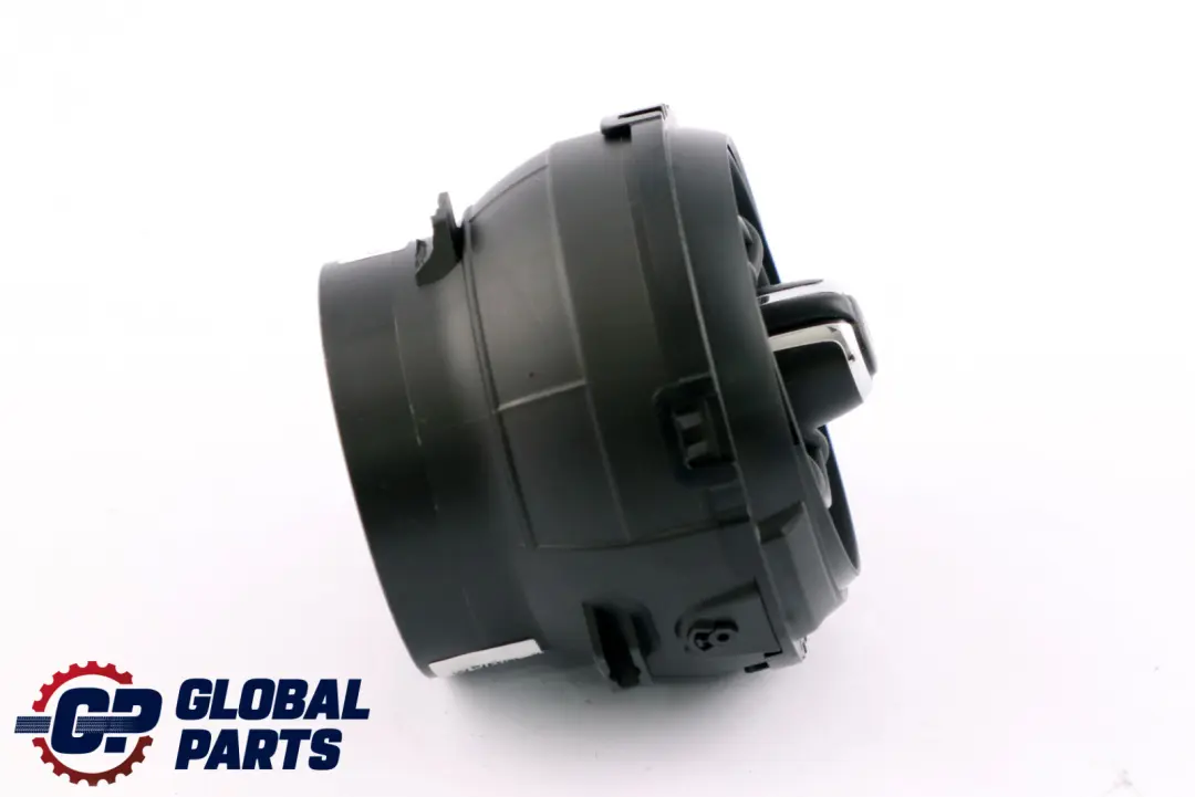 Kratka Nawiewu Wlot Powietrza Lewy do Mini R60 R61 o numerze 9813049 Mini R60 R61 Kratka Nawiewu Wlot Powietrza Lewy - SKU 9813049 - Numer Części 9813049