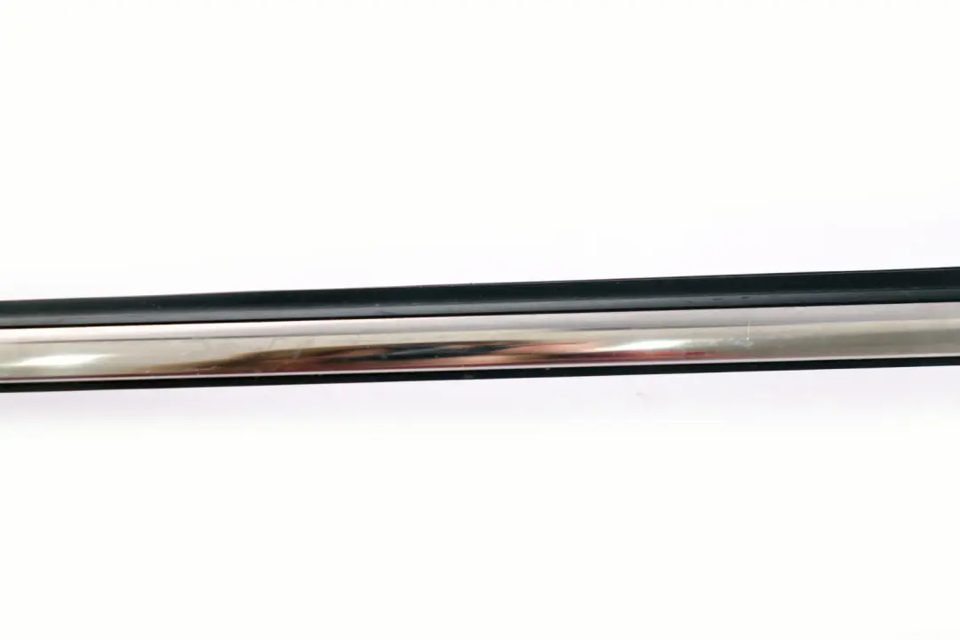 Mini R61 Fenêtre de Porte Avant Droite Garniture Chromée - SKU 9813514 - Numéro de pièce 9813514