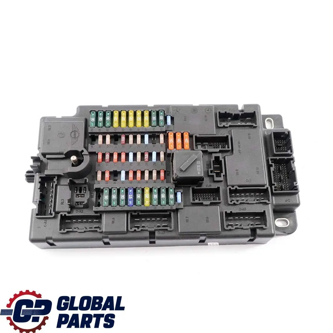 Unidad De Control Caja De Distribucion De Fusibles SPEG Alta 9811672 para MINI R60 con número de pieza 9813620 MINI R60 Unidad De Control Caja De Distribucion De Fusibles SPEG Alta 9811672 - SKU 9813620 - Número de pieza 9813620