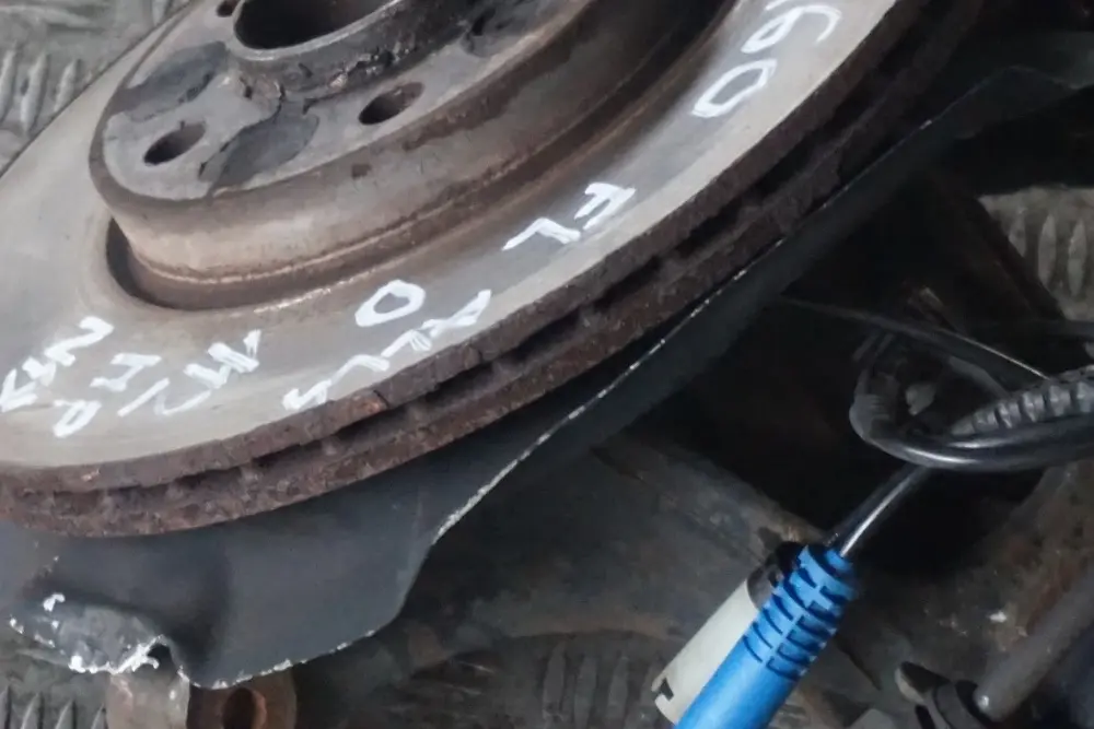 Mini R60 Countryman ALL4 D N47N 112hp Front Left N/S Brake Suspension Leg - SKU 9813653-1 - Part number 9813653