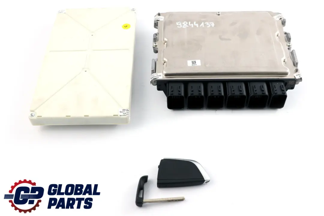 BMW 1 er F40 118i Benzin B38C 140PS Steuergerät DME Schlüssel + BDM - SKU 9844137 - Teilenummer 5A088E1