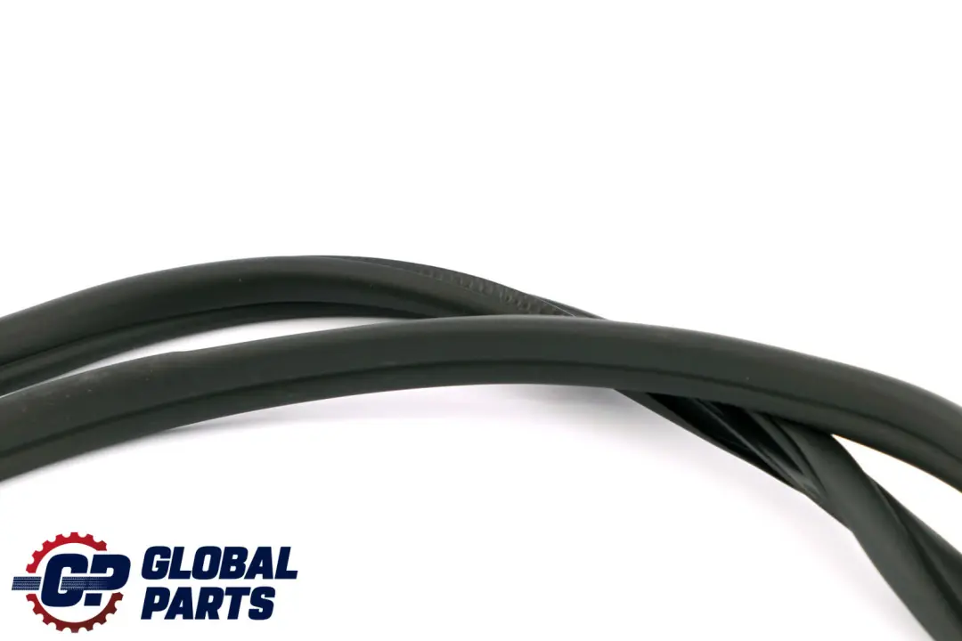Joint De Protection De Bord De Porte Arrière Gauche Droite pour BMW F40 à propos du numéro de pièce 9880689 BMW F40 Joint De Protection De Bord De Porte Arrière Gauche Droite - SKU 9880689 - Numéro de pièce 9880689