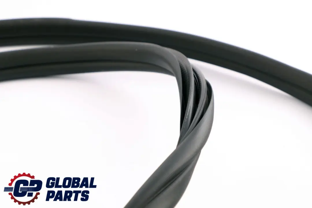 Joint De Protection De Bord De Porte Arrière Gauche Droite pour BMW F40 à propos du numéro de pièce 9880689 BMW F40 Joint De Protection De Bord De Porte Arrière Gauche Droite - SKU 9880689 - Numéro de pièce 9880689