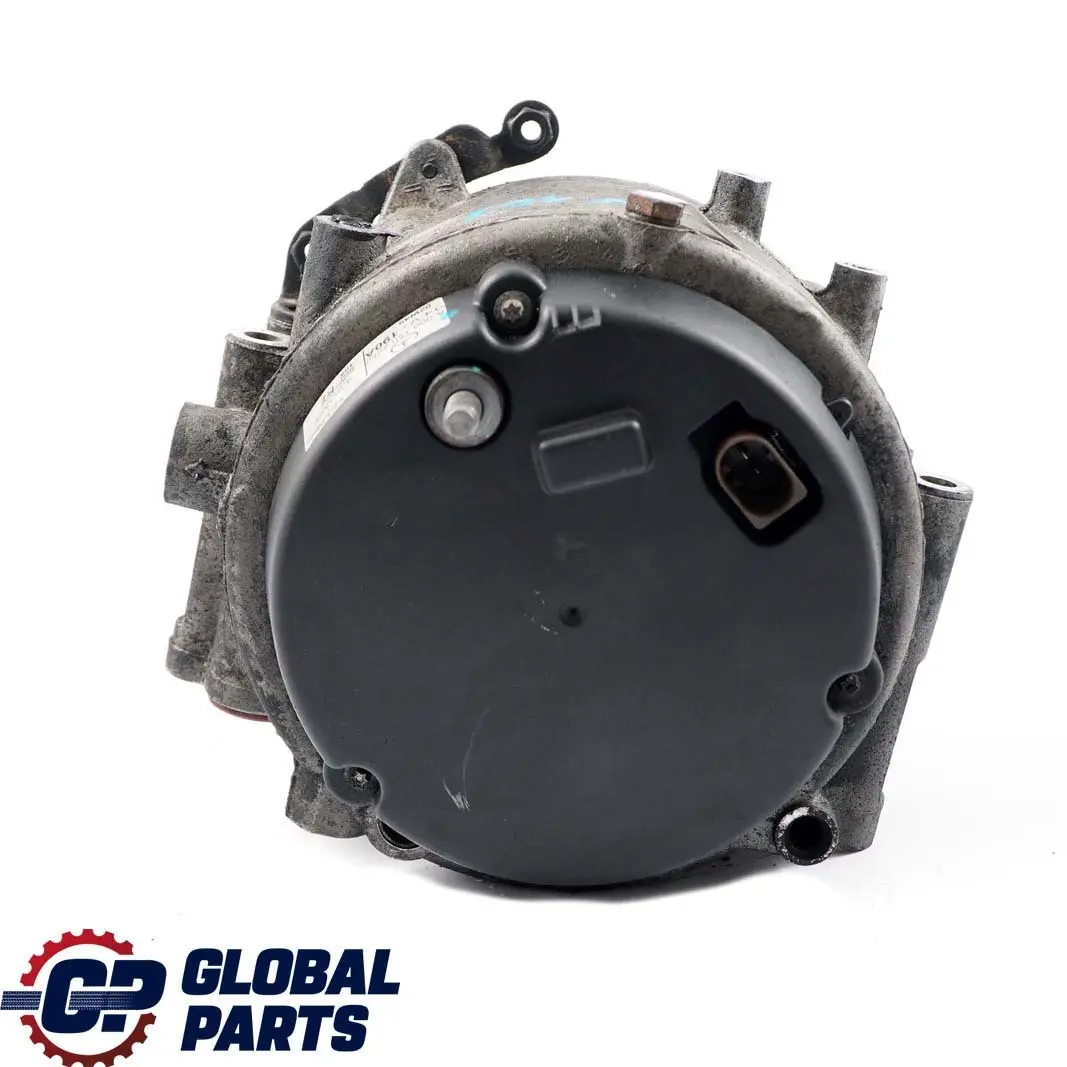 Lichtmaschine Generator für Mercedes W163 mit Teilenummer A0001502550 Mercedes W163 Lichtmaschine Generator - SKU A0001502550 - Teilenummer A0001502550