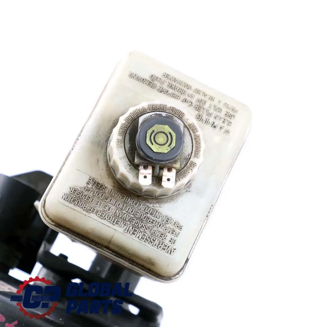 Mercedes-Benz M-Class ML W163 Brake Servo Master Cylinder to with Part number A1634300630 Mercedes-Benz M-Class ML W163 Brake Servo Master Cylinder - SKU A0004317201 - Part number A1634300630