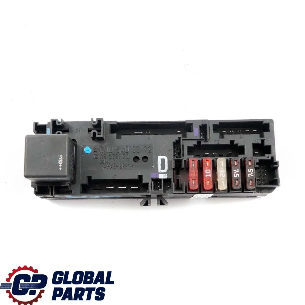 Mercedes-Benz E-Class W210 Diesel Fuse Box Relay Control Unit to with Part number A0005400372 Mercedes-Benz E-Class W210 Diesel Fuse Box Relay Control Unit - SKU A0005400372 - Part number A0005400372