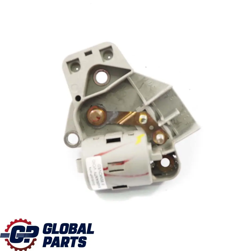 Mercedes-Benz A208 C208 W208 W210 Battery Cable Box Connector to with Part number A0005401869 Mercedes-Benz A208 C208 W208 W210 Battery Cable Box Connector - SKU A0005401869 - Part number A0005401869