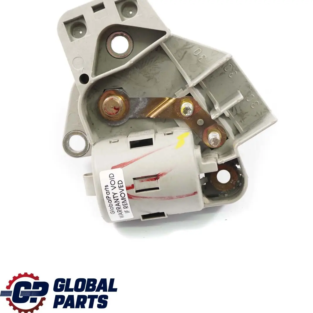 Mercedes-Benz A208 C208 W208 W210 Battery Cable Box Connector to with Part number A0005401869 Mercedes-Benz A208 C208 W208 W210 Battery Cable Box Connector - SKU A0005401869 - Part number A0005401869