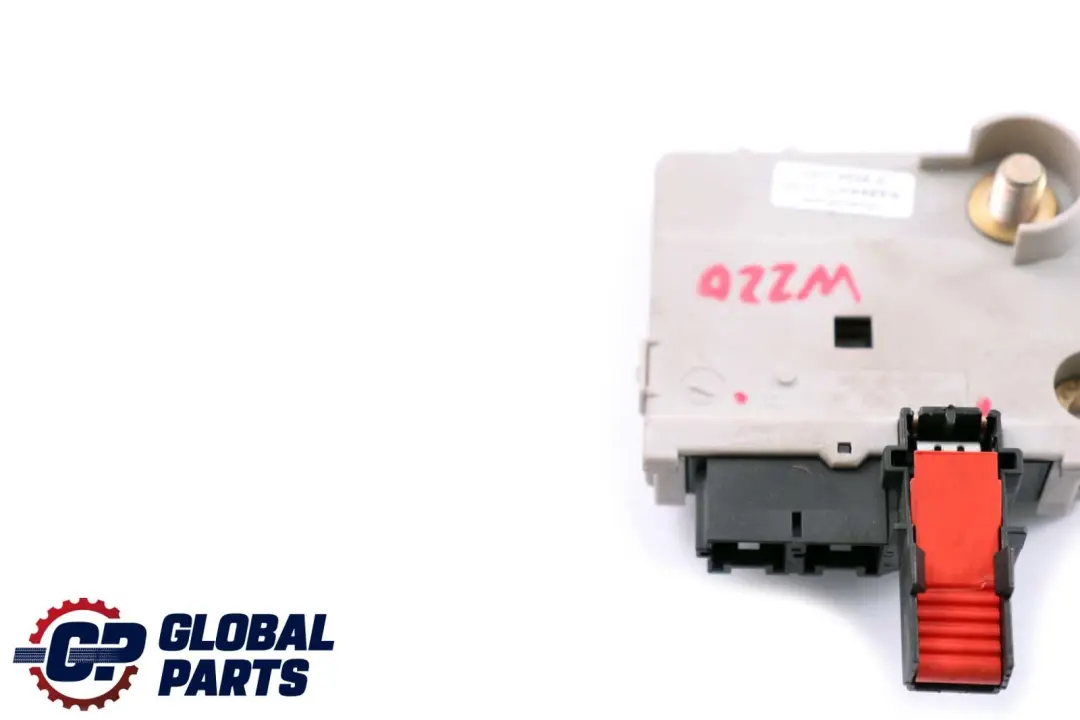 Clase CL W220 C215 Caja De fusibles Conector De bateria para Mercedes con número de pieza A0005404750 Mercedes Clase CL W220 C215 Caja De fusibles Conector De bateria - SKU A0005404750 - Número de pieza A0005404750