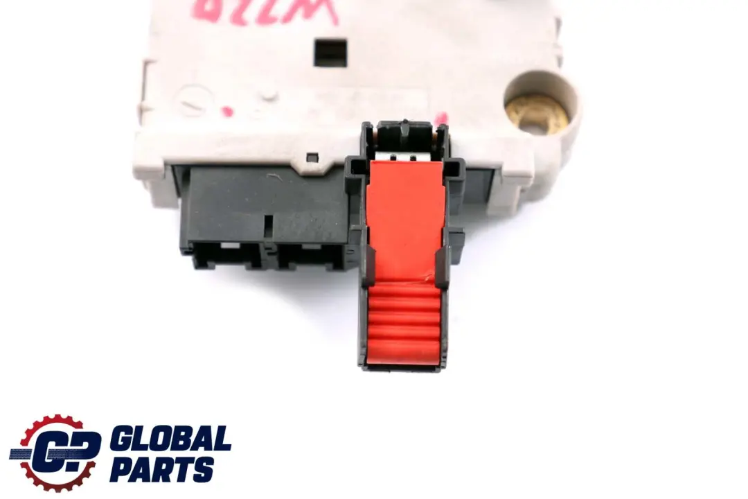 Złącze Baterii do Mercedes S CL W220 C215 o numerze A0005404750 Mercedes S CL W220 C215 Złącze Baterii - SKU A0005404750 - Numer Części A0005404750