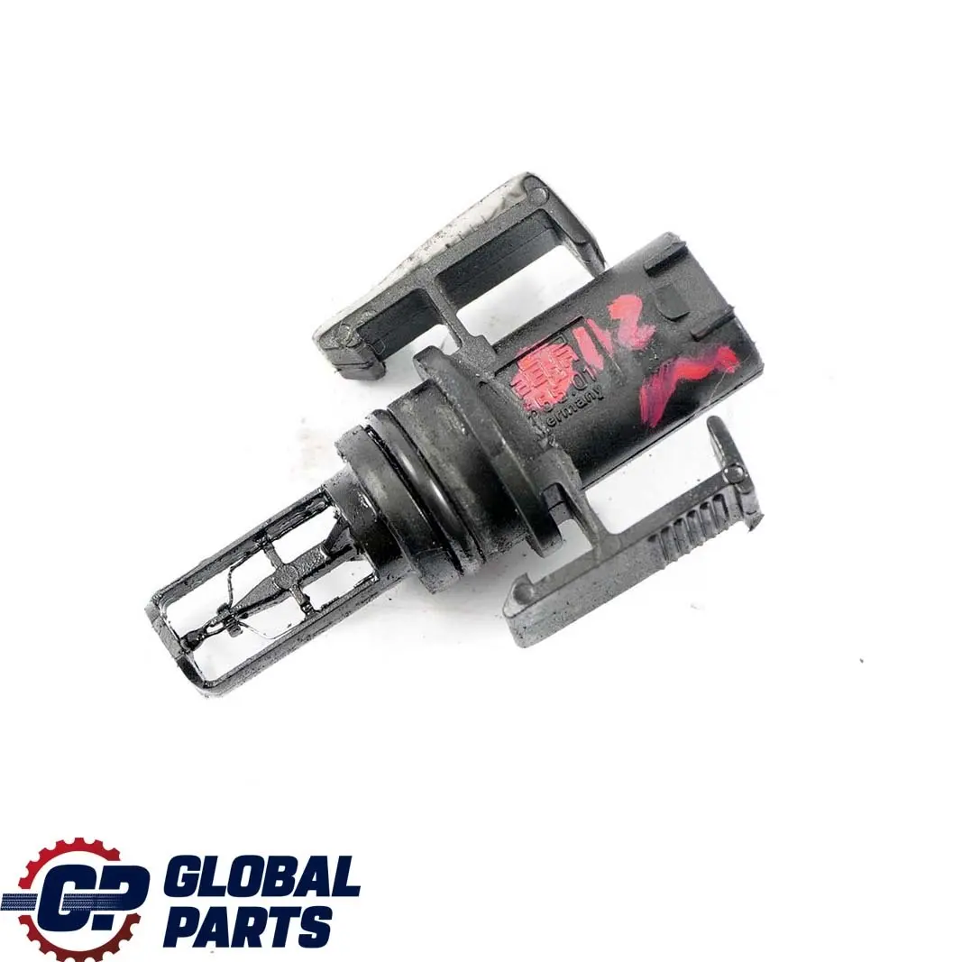 Czujnik Temperatury Powietrza Dolotu do Mercedes W168 W202 W211 o numerze A0005422818 Mercedes W168 W202 W211 Czujnik Temperatury Powietrza Dolotu - SKU A0005422818 - Numer Części A0005422818