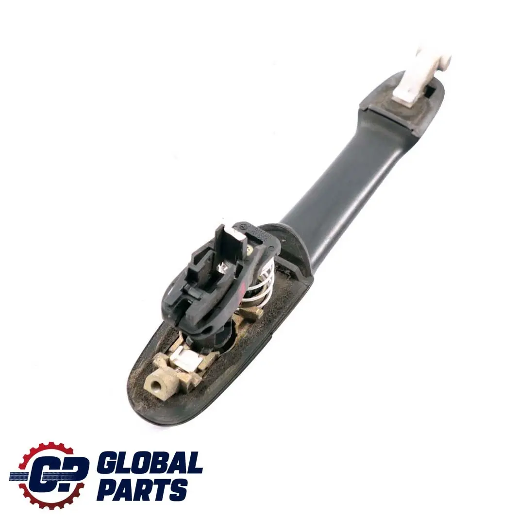 W414 Vito W639 Sliding Door Handle Primed Rear Left Right N/O/S to Mercedes Vaneo with Part number A0007604259 Mercedes Vaneo W414 Vito W639 Sliding Door Handle Primed Rear Left Right N/O/S - SKU A0007604259 - Part number A0007604259