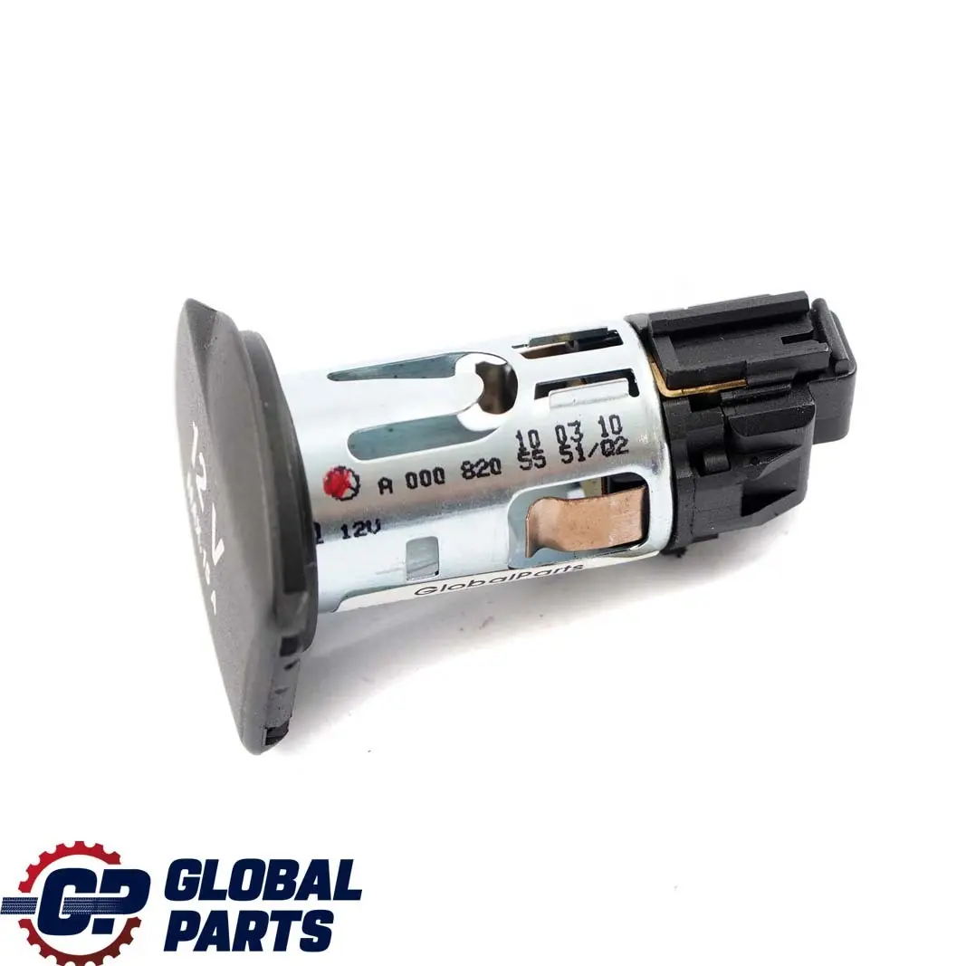 Mercedes-Benz W169 W245 Enchufe De mechero consola central delantera para con número de pieza A0008205551 Mercedes-Benz W169 W245 Enchufe De mechero consola central delantera - SKU A0008205551 - Número de pieza A0008205551