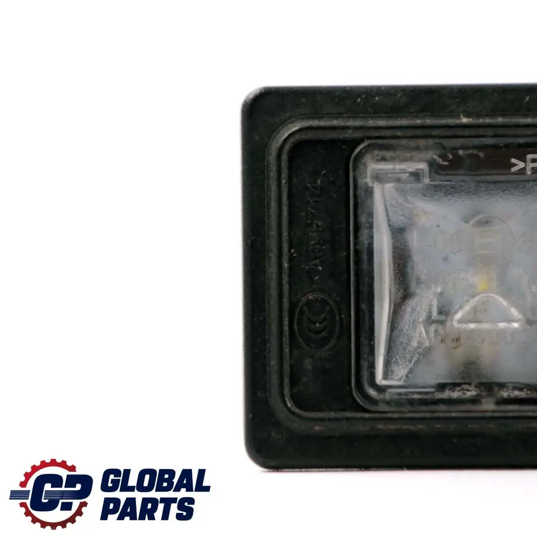 Registro luce targa per Mercedes W166 W176 con numero di parte A0009062903 Mercedes W166 W176 Registro luce targa - SKU A0009062903 - Numero di parte A0009062903