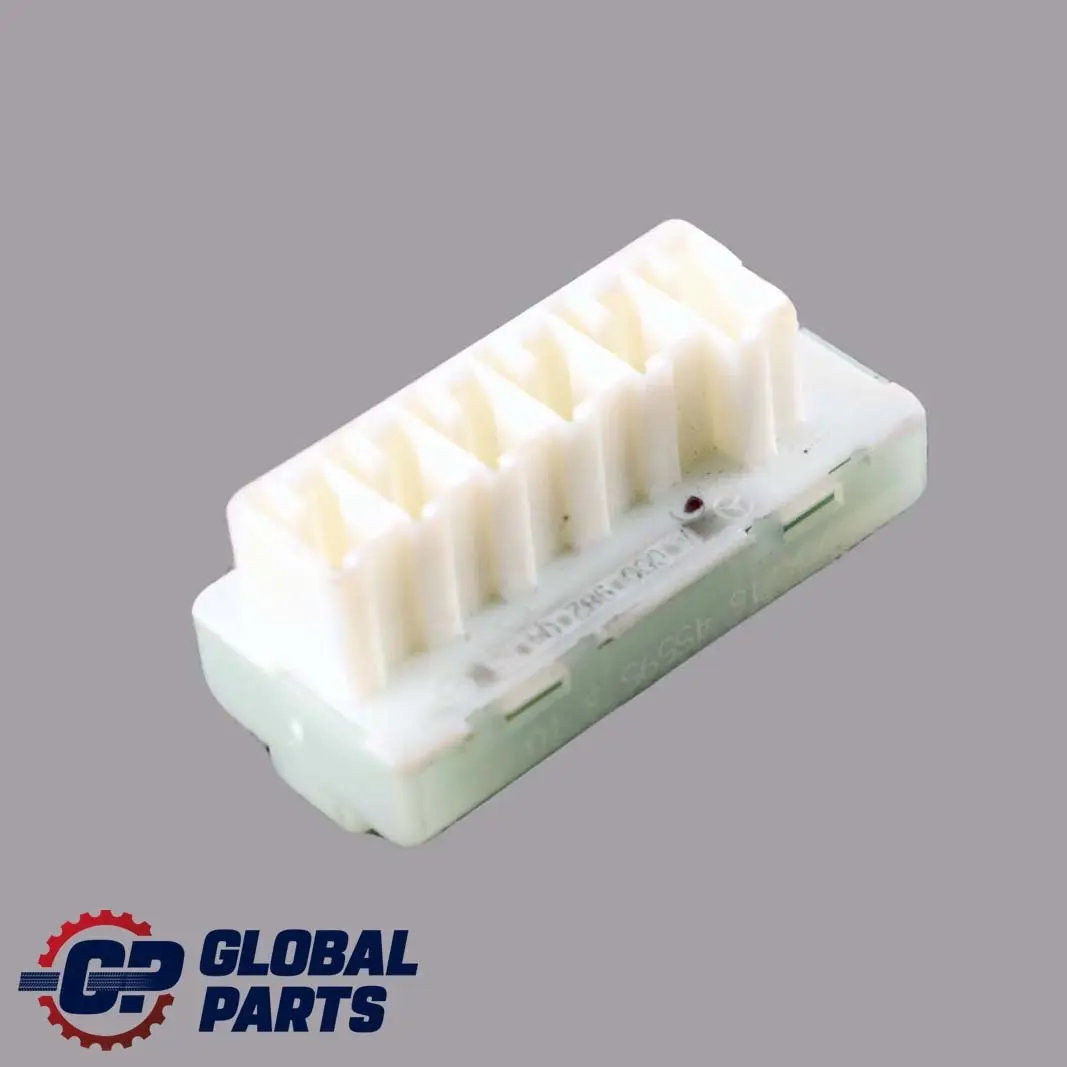  Voltage Converter Mercedes W176 W205 W212 Power Distributor Plug - SKU A0009820412 - Part number A0009820412