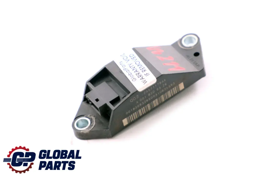 W219 Crash Sensor D'Impatto Sinistra Destra per Mercedes E CLS W211 con numero di parte A0018209326 Mercedes E CLS W211 W219 Crash Sensor D'Impatto Sinistra Destra - SKU A0018209326 - Numero di parte A0018209326