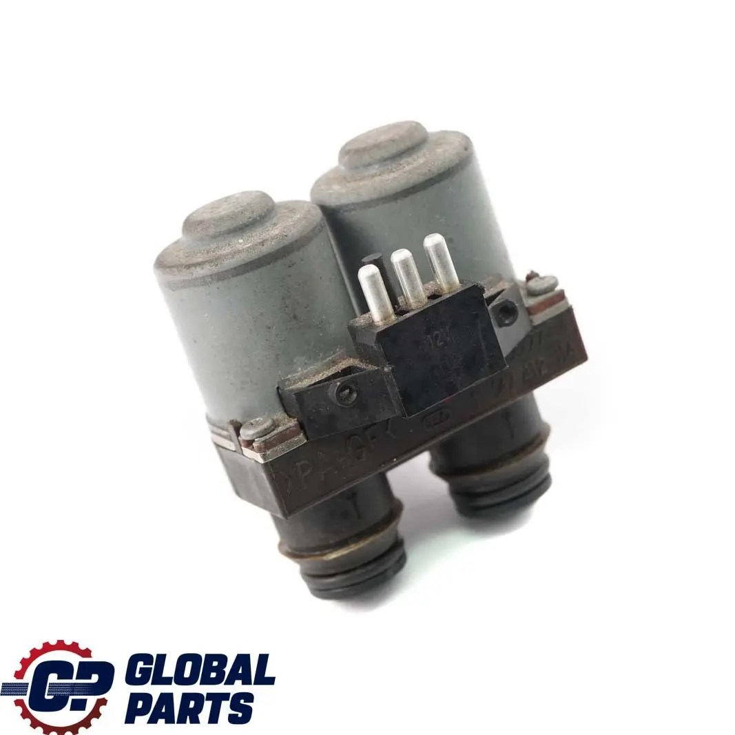 Mercedes W210 S210 Doppio Duo Pompa Valvola Scaldabagno - SKU A0018307784 - Numero di parte A0018307784