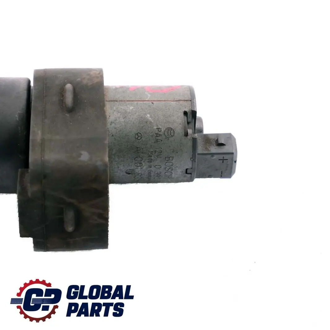 Mercedes-Benz W163 Pompe à eau de refroidissement auxiliaire pour à propos du numéro de pièce A0018356064 Mercedes-Benz W163 Pompe à eau de refroidissement auxiliaire - SKU A0018356064 - Numéro de pièce A0018356064