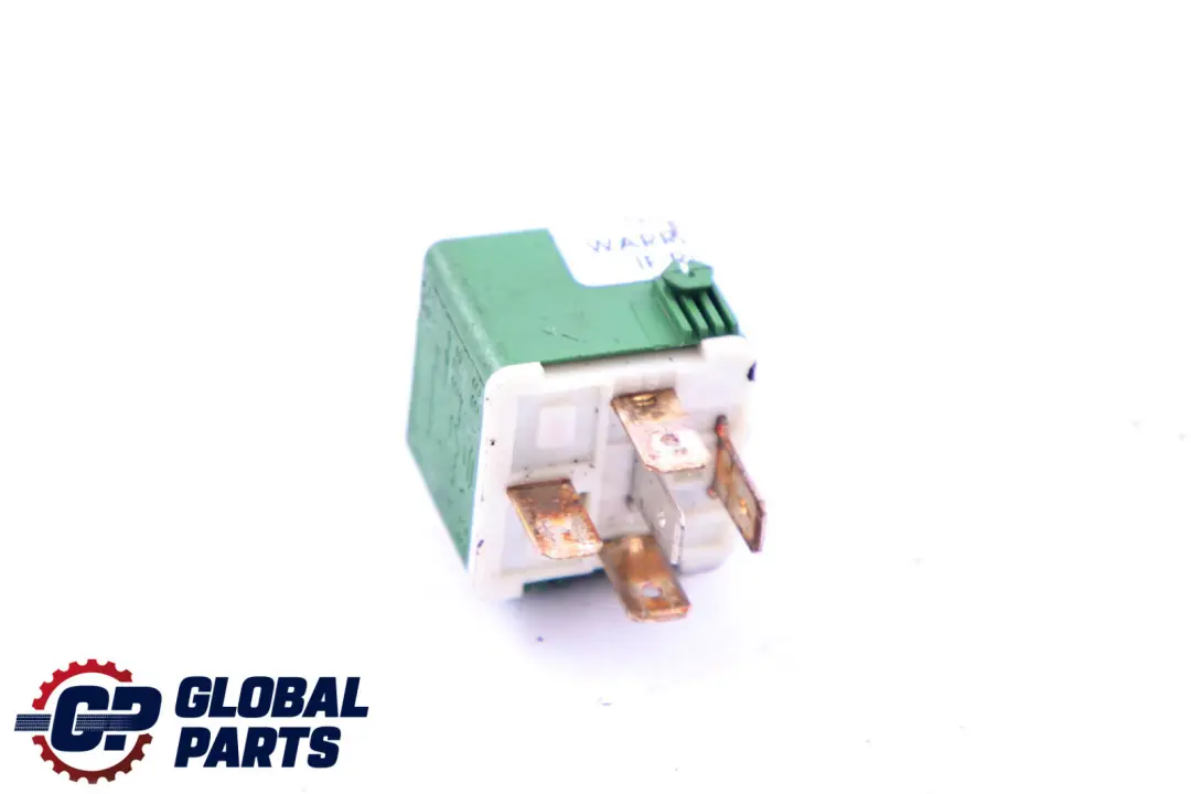  Mercedes-Benz Universal HELLA Relais Modul 12V 4RA 940 010 - SKU A0025422319 - Teilenummer A0025422319