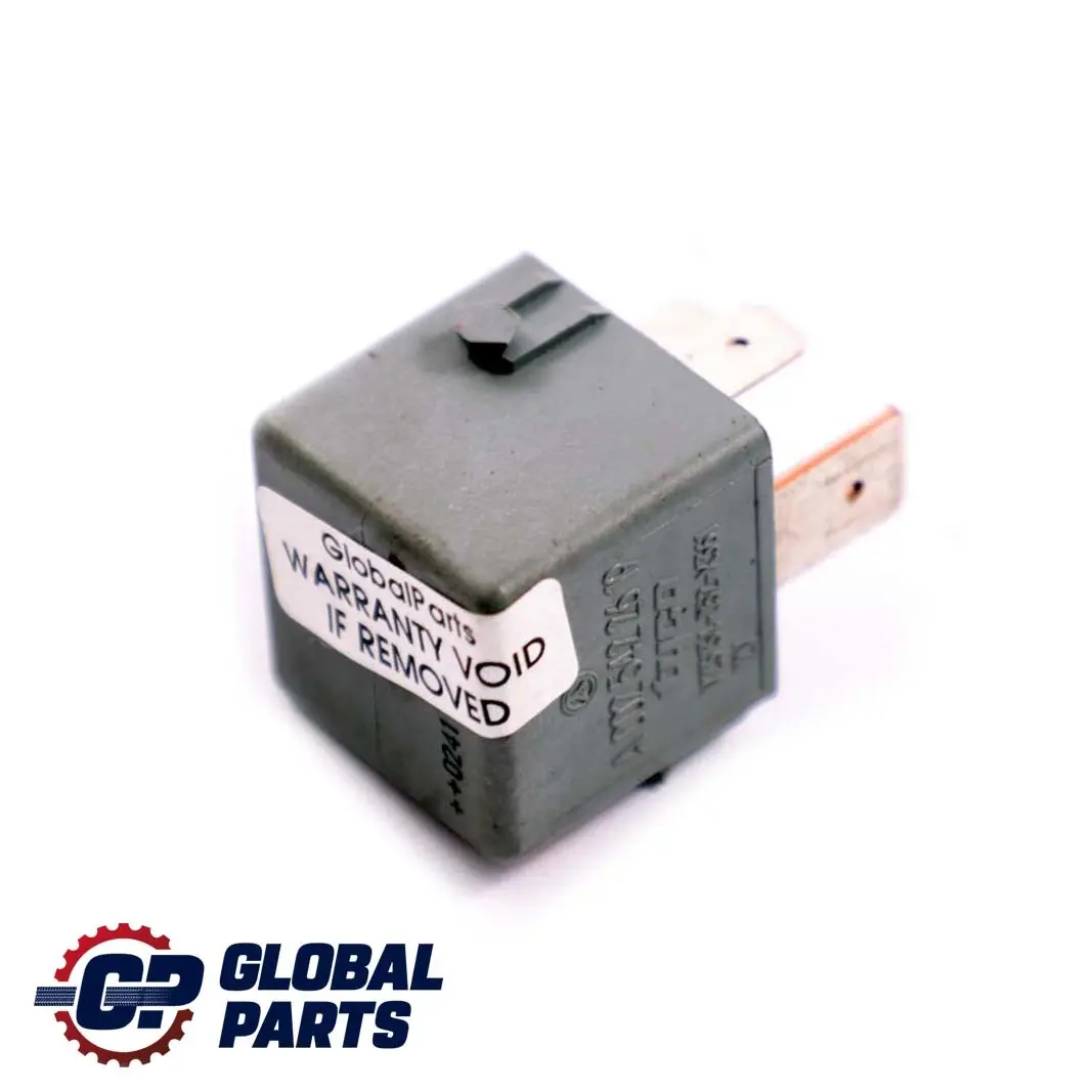 Relais 4-Polig Grau Tyco für Mercedes ML W163 mit Teilenummer A0025422619 Mercedes ML W163 Relais 4-Polig Grau Tyco - SKU A0025422619 - Teilenummer A0025422619