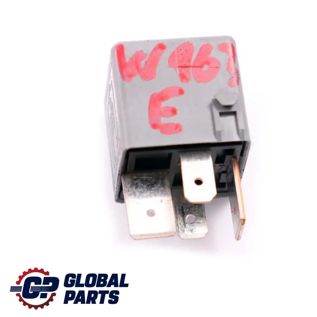 Relè 4 Pin Grigio Tyco per Mercedes ML W163 con numero di parte A0025422619 Mercedes ML W163 Relè 4 Pin Grigio Tyco - SKU A0025422619 - Numero di parte A0025422619