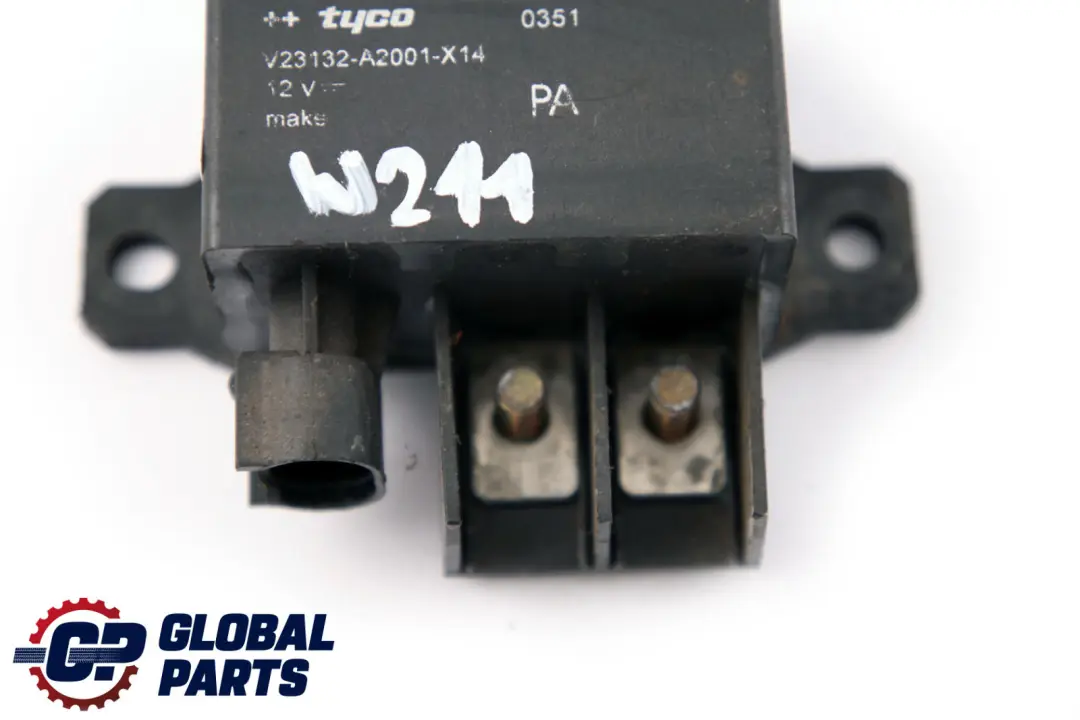 Mercedes-Benz E-Class S211 W211 Battery Relay Module Unit to with Part number A0025423819 Mercedes-Benz E-Class S211 W211 Battery Relay Module Unit - SKU A0025423819 - Part number A0025423819