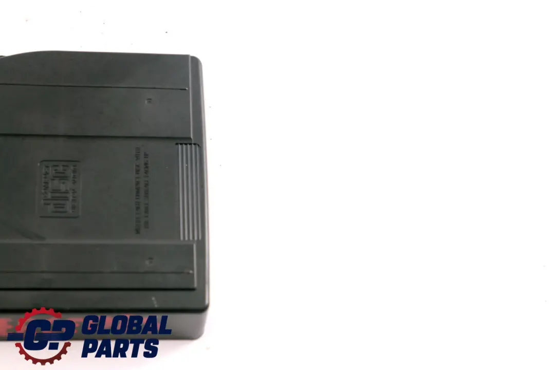 Mercedes-Benz C ML W203 C209 W163 CD-Magazin 6 CD Changer für mit Teilenummer A0028206289 Mercedes-Benz C ML W203 C209 W163 CD-Magazin 6 CD Changer - SKU A0028206289 - Teilenummer A0028206289