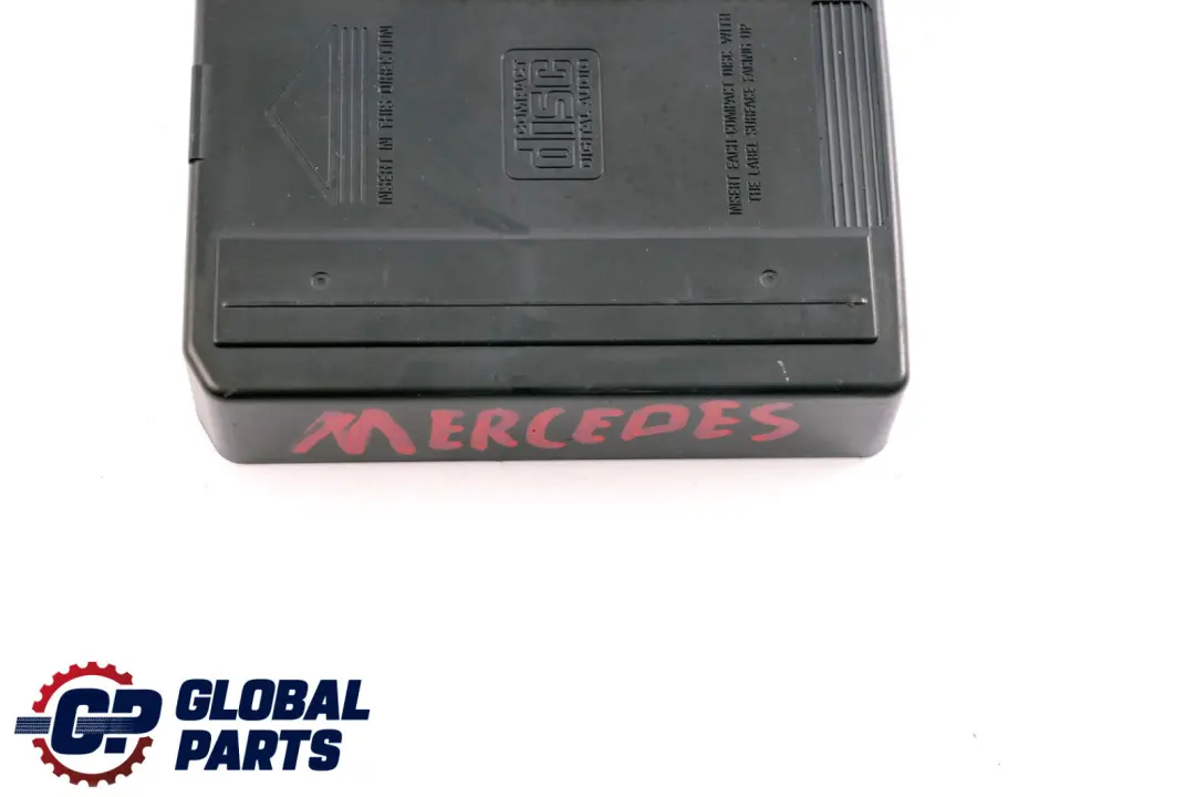 Mercedes-Benz C ML W203 C209 W163 CD-Magazin 6 CD Changer für mit Teilenummer A0028206289 Mercedes-Benz C ML W203 C209 W163 CD-Magazin 6 CD Changer - SKU A0028206289 - Teilenummer A0028206289