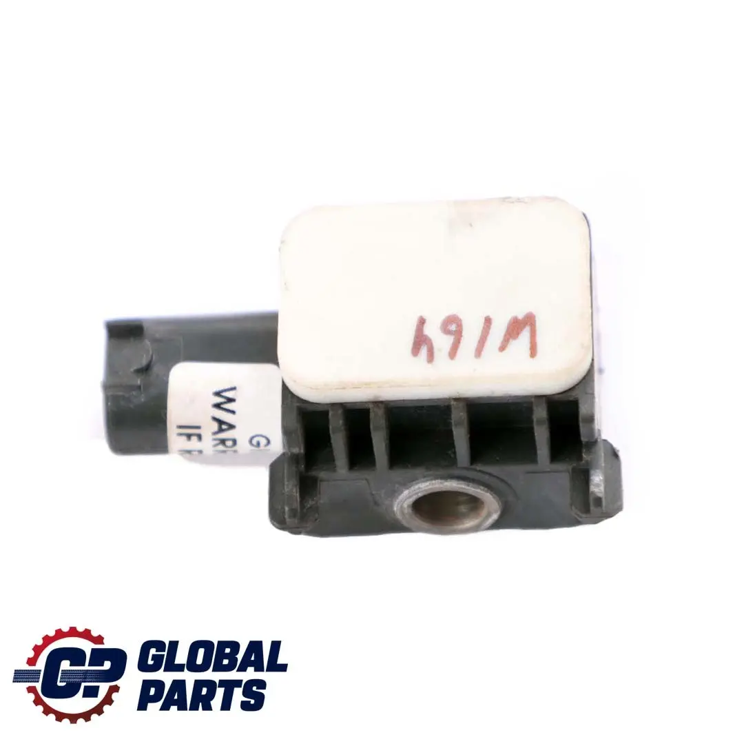 Sensore Impatto Airbag SRS per Mercedes W164 X164 W221 con numero di parte A0038202926 Mercedes W164 X164 W221 Sensore Impatto Airbag SRS - SKU A0038202926 - Numero di parte A0038202926