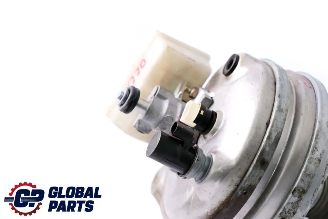 Mercedes-Benz CL S Klasse C215 W220 Bremskraftverstärker für mit Teilenummer A0054302530 Mercedes-Benz CL S Klasse C215 W220 Bremskraftverstärker - SKU A0054302530 - Teilenummer A0054302530