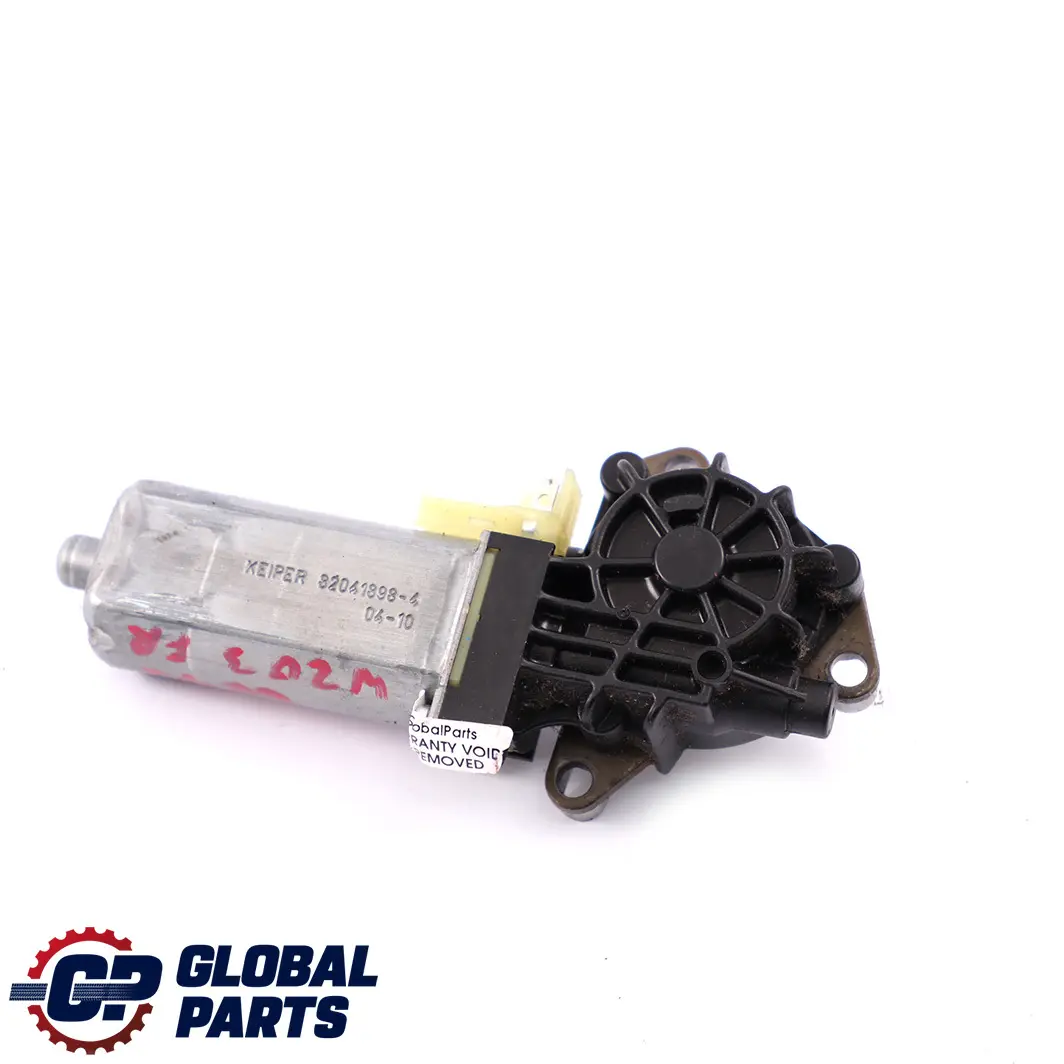 Mercedes-Benz C W203 Regolatore Motore Sedile Anteriore Destro O/S per con numero di parte A0068206842 Mercedes-Benz C W203 Regolatore Motore Sedile Anteriore Destro O/S - SKU A0068206842 - Numero di parte A0068206842