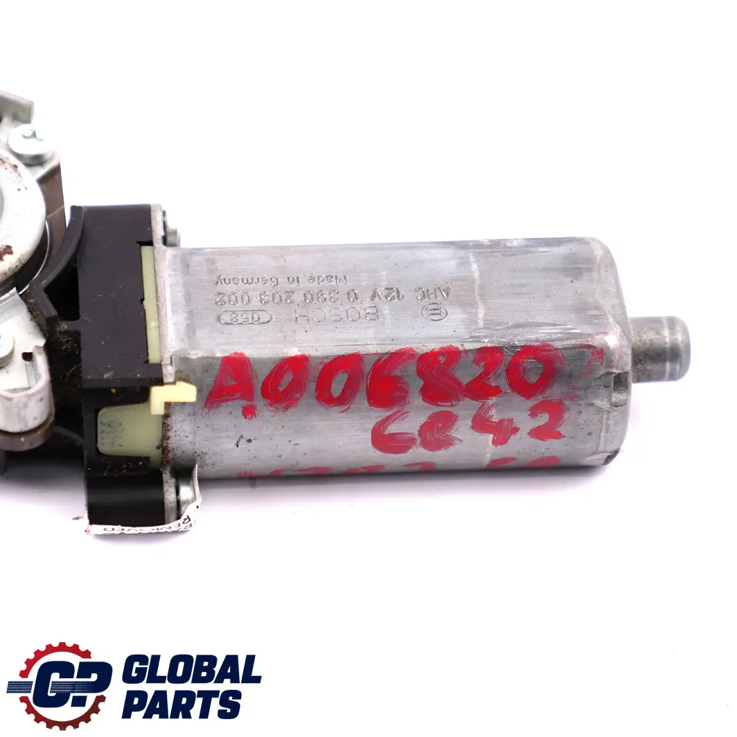 Mercedes-Benz C W203 Front Right Seat Adjuster Motor Actuator O/S to with Part number A0068206842 Mercedes-Benz C W203 Front Right Seat Adjuster Motor Actuator O/S - SKU A0068206842 - Part number A0068206842