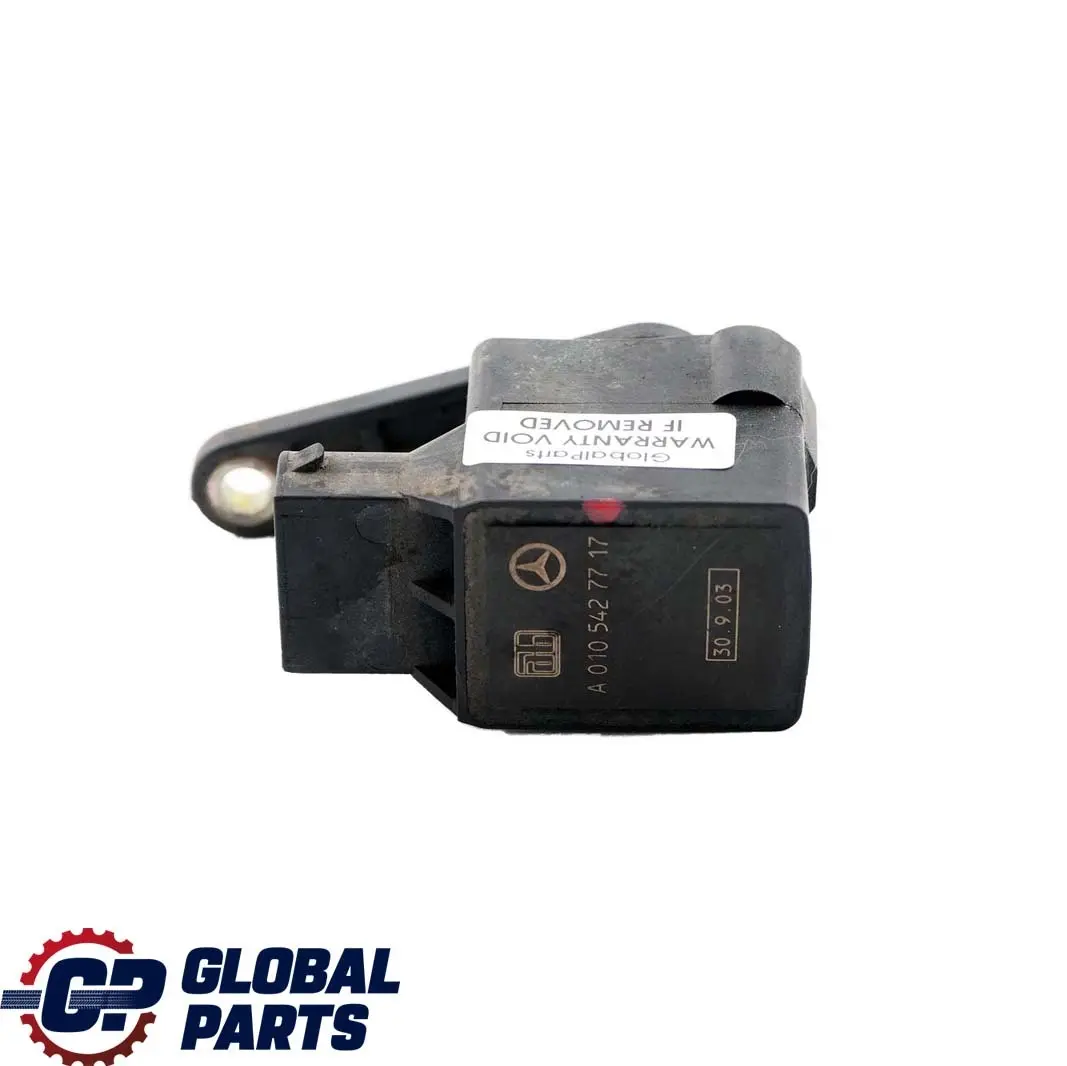 Sensore livello altezza fari regolazione per Mercedes W203 W211 W220 con numero di parte A0105427717 Mercedes W203 W211 W220 Sensore livello altezza fari regolazione - SKU A0105427717 - Numero di parte A0105427717