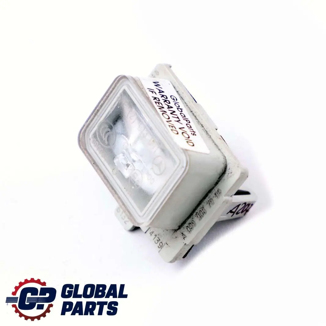 Mercedes-Benz C E W205 W207 Luz de matrícula para con número de pieza A0999067000 Mercedes-Benz C E W205 W207 Luz de matrícula - SKU A0999067000 - Número de pieza A0999067000