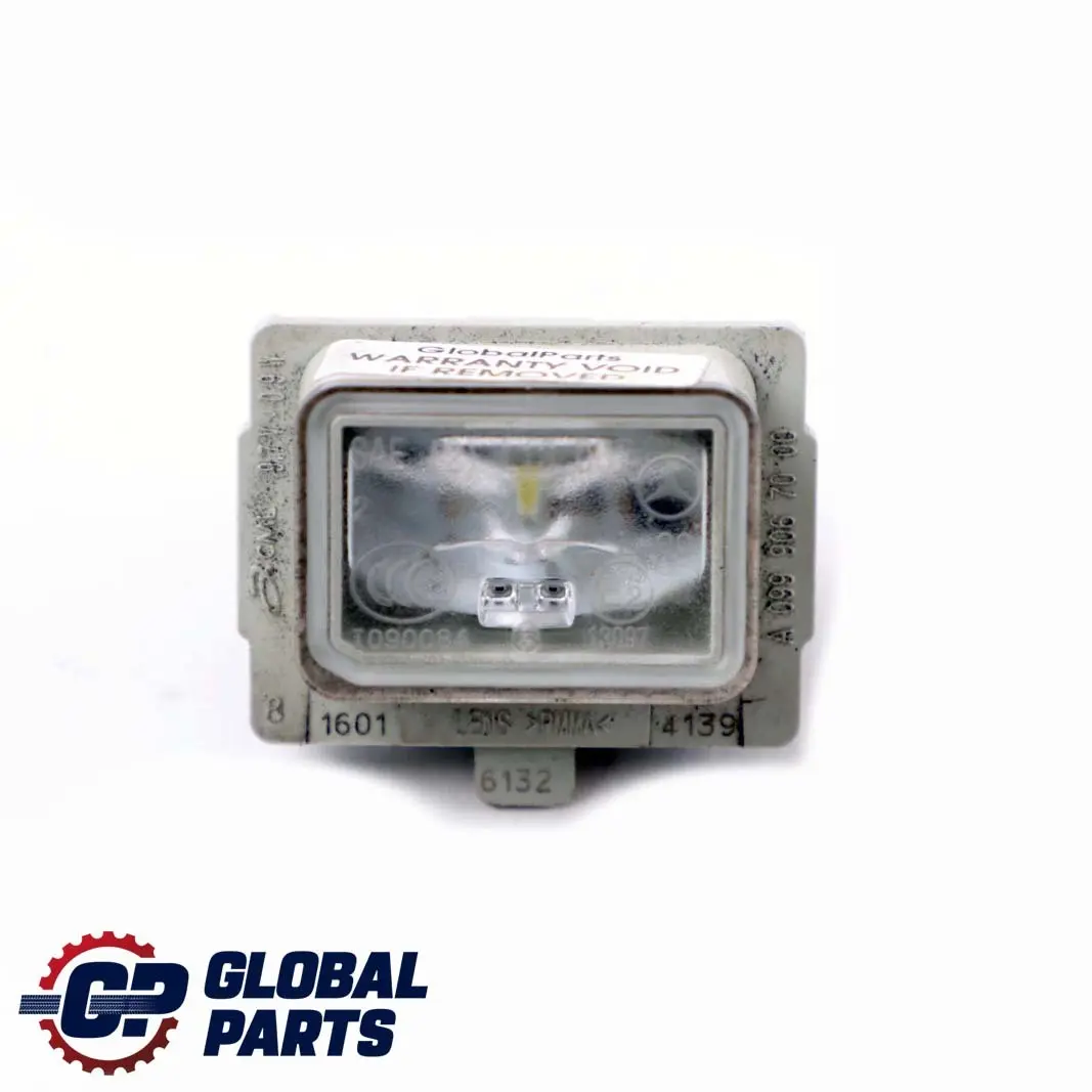 Mercedes-Benz C E W205 W207 Luce della targa di immatricolazione per con numero di parte A0999067000 Mercedes-Benz C E W205 W207 Luce della targa di immatricolazione - SKU A0999067000 - Numero di parte A0999067000