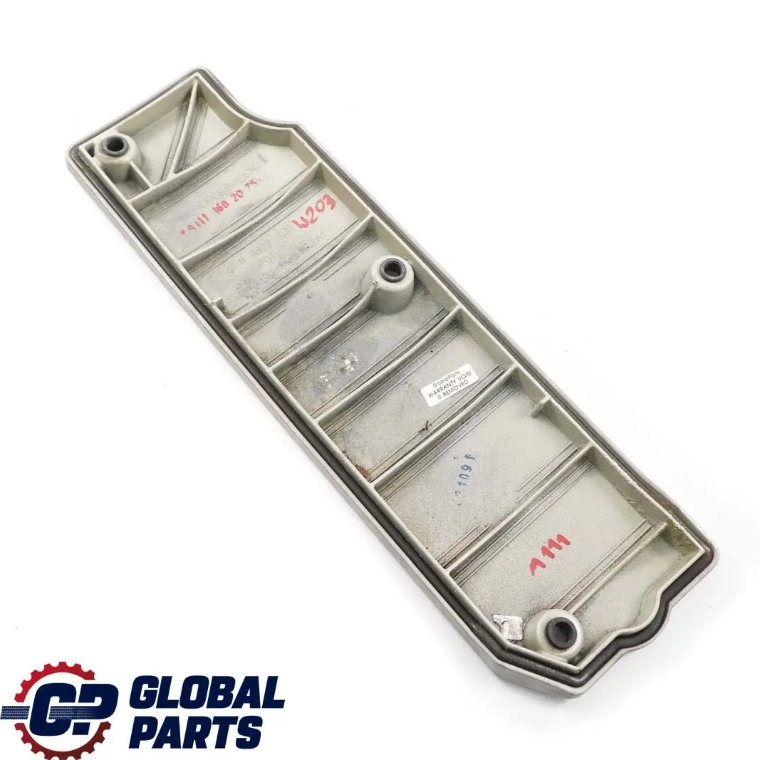 Classe C W203 M111 C180 Copri Bobina Motore per Mercedes con numero di parte A1111502075 Mercedes Classe C W203 M111 C180 Copri Bobina Motore - SKU A1111502075 - Numero di parte A1111502075