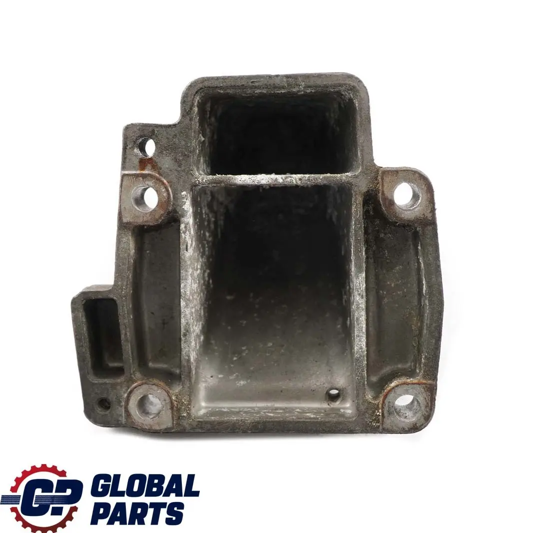 Mercedes-Benz M ML W163 OM612 Engine Right O/S Mount Holder Bracket to with Part number A1112231504 Mercedes-Benz M ML W163 OM612 Engine Right O/S Mount Holder Bracket - SKU A1112231504 - Part number A1112231504