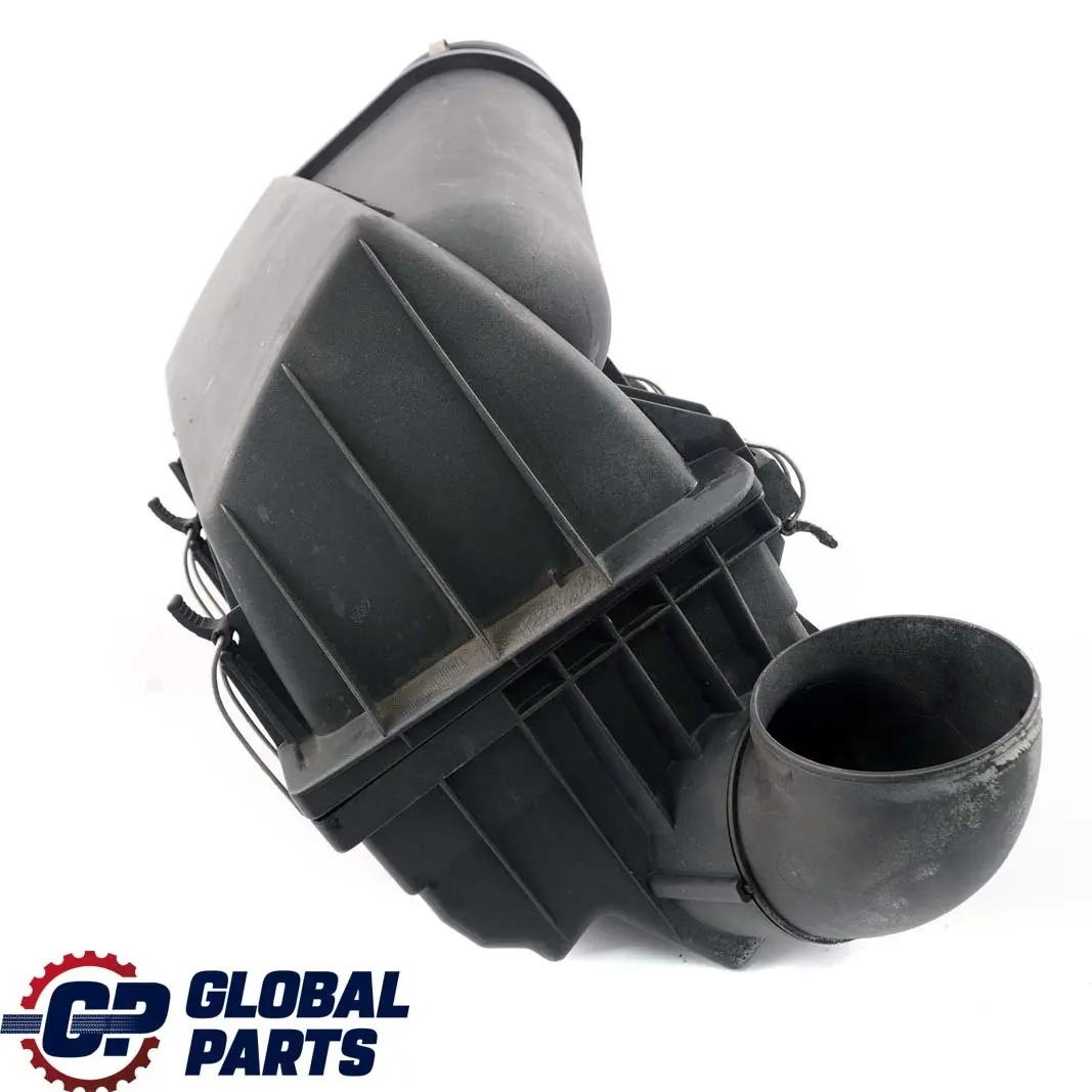 Mercedes-Benz W210 M112 Boitier pour Filtre a Air pour à propos du numéro de pièce A1120900801 Mercedes-Benz W210 M112 Boitier pour Filtre a Air - SKU A1120900801 - Numéro de pièce A1120900801