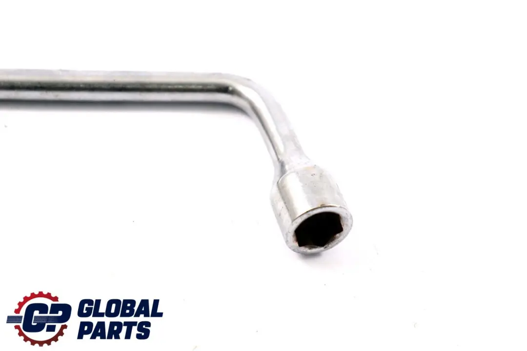 Clase C E CLK C208 C209 W203 W210 Llave De tuercas De rueda A2215810001 para Mercedes con número de pieza A1205810246 Mercedes Clase C E CLK C208 C209 W203 W210 Llave De tuercas De rueda A2215810001 - SKU A1205810246 - Número de pieza A1205810246