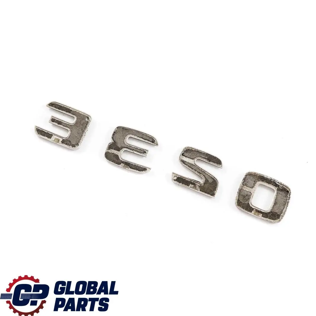 Kofferraum Heckklappe aufgeklebt Emblem Schriftzug E320 für Mercedes W210 W211 mit Teilenummer A1248175815 Mercedes W210 W211 Kofferraum Heckklappe aufgeklebt Emblem Schriftzug E320 - SKU A1248175815 - Teilenummer A1248175815