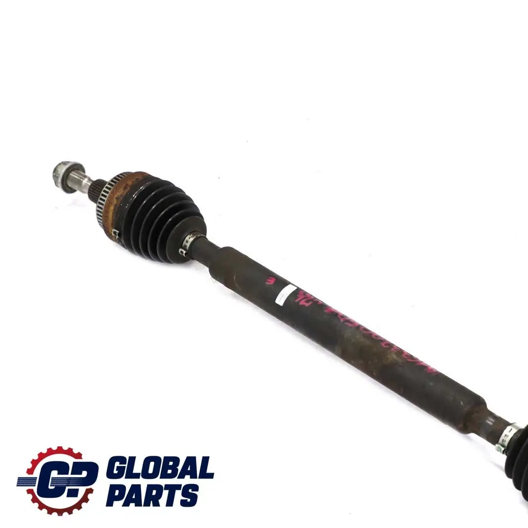 Assale anteriore destro Albero trasmissione uscita per Mercedes ML W163 con numero di parte A1633300501 Mercedes ML W163 Assale anteriore destro Albero trasmissione uscita - SKU A1633300501 - Numero di parte A1633300501