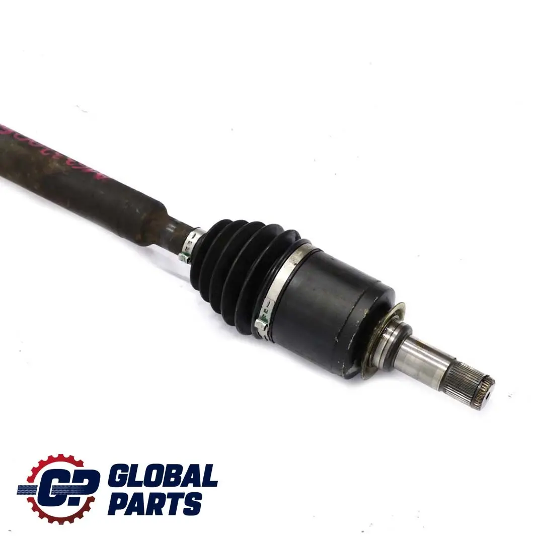 Assale anteriore destro Albero trasmissione uscita per Mercedes ML W163 con numero di parte A1633300501 Mercedes ML W163 Assale anteriore destro Albero trasmissione uscita - SKU A1633300501 - Numero di parte A1633300501