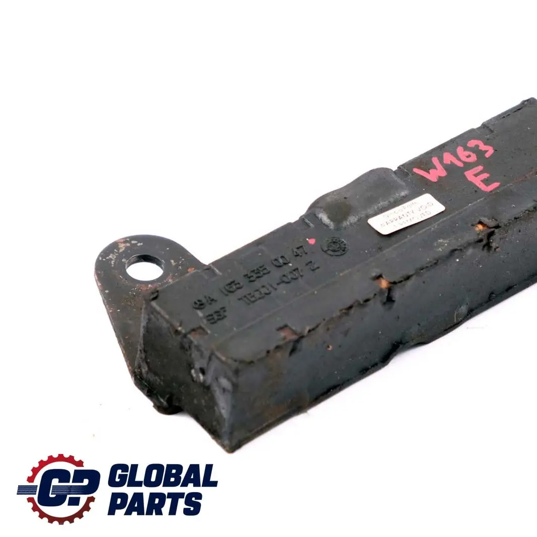 Osłona Sprzęgła Kierownicy do Mercedes ML W163 o numerze A1633350047 Mercedes ML W163 Osłona Sprzęgła Kierownicy - SKU A1633350047 - Numer Części A1633350047