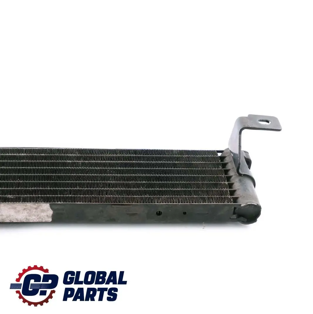 Getriebe Ölkühler Kühler für Mercedes ML W163 270 CDI mit Teilenummer A1635000202 Mercedes ML W163 270 CDI Getriebe Ölkühler Kühler - SKU A1635000202 - Teilenummer A1635000202