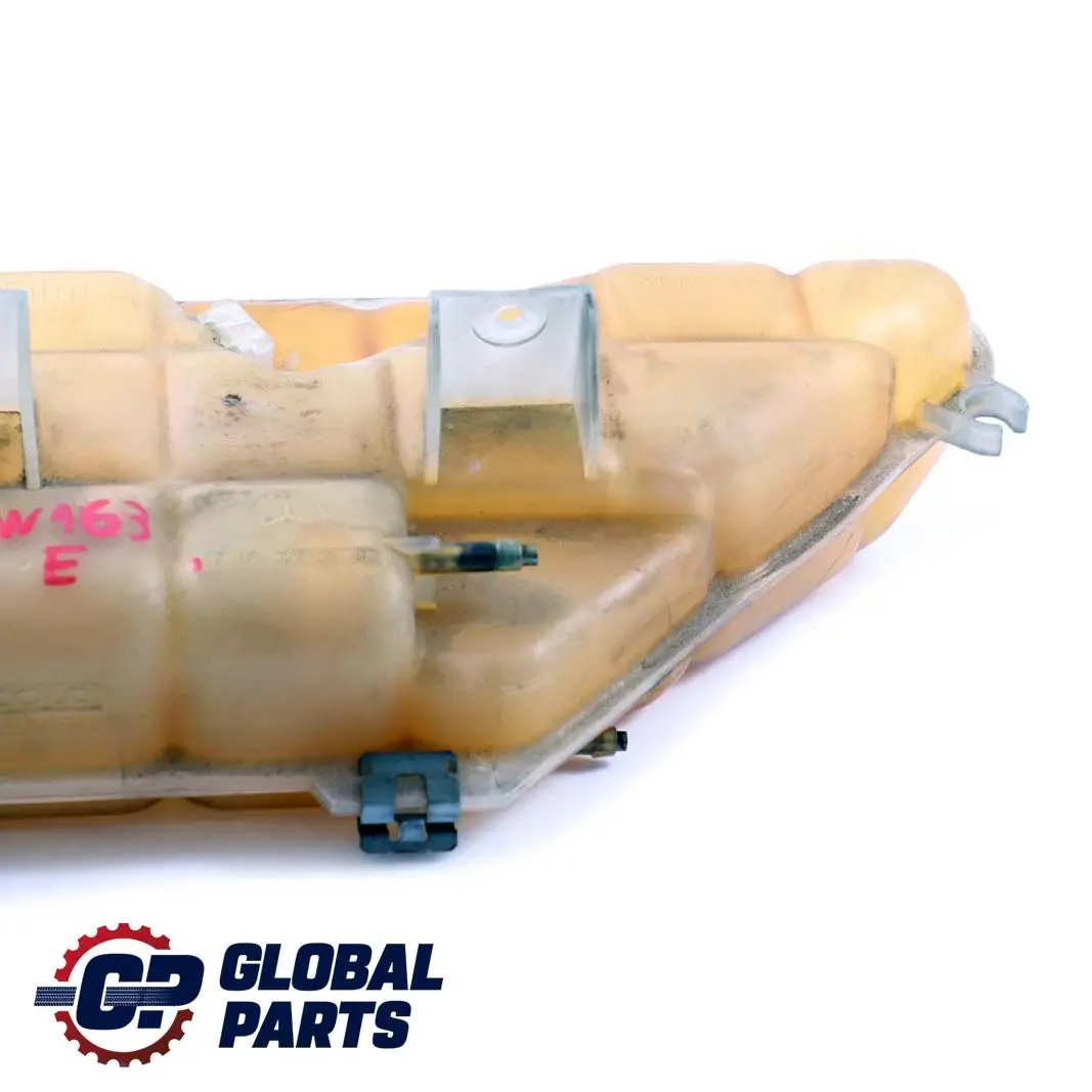 Bouteille réservoir d'expansion liquid refroidissement pour Mercedes W163 à propos du numéro de pièce A1635000349 Mercedes W163 Bouteille réservoir d'expansion liquid refroidissement - SKU A1635000349 - Numéro de pièce A1635000349